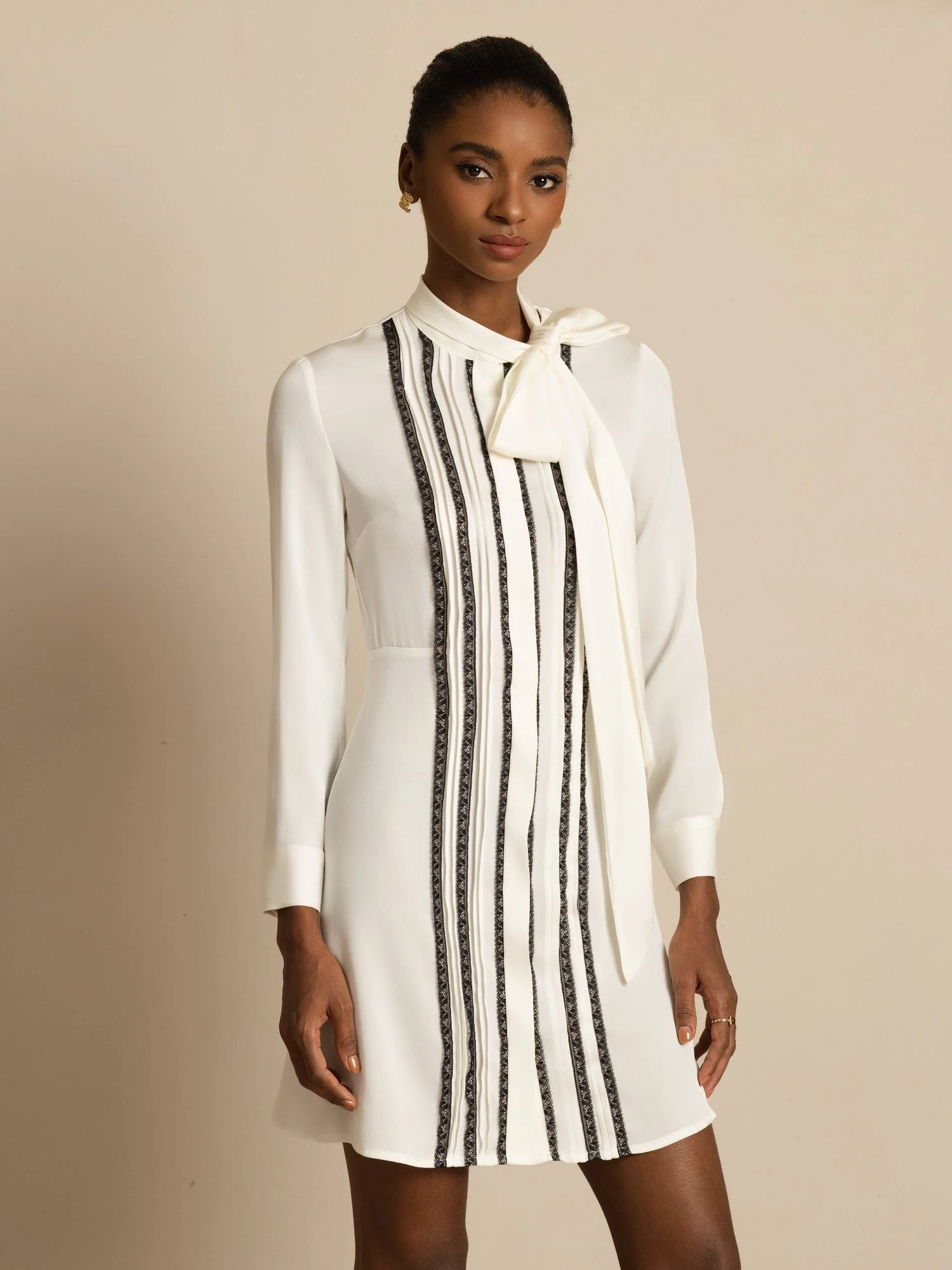 19Momme Silk  Women's Tie-Neck Short Shirt Dress with Vertical Pleated