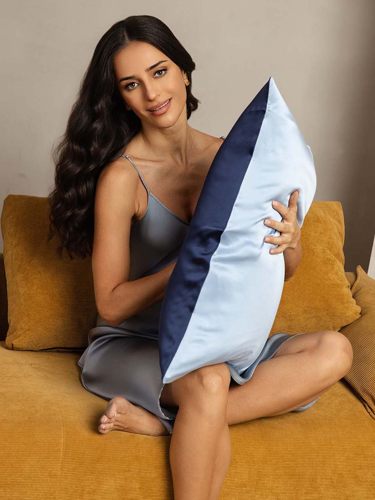 22Momme 100% Mulberry Silk Pillowcase - Two-tone Design - Image 17
