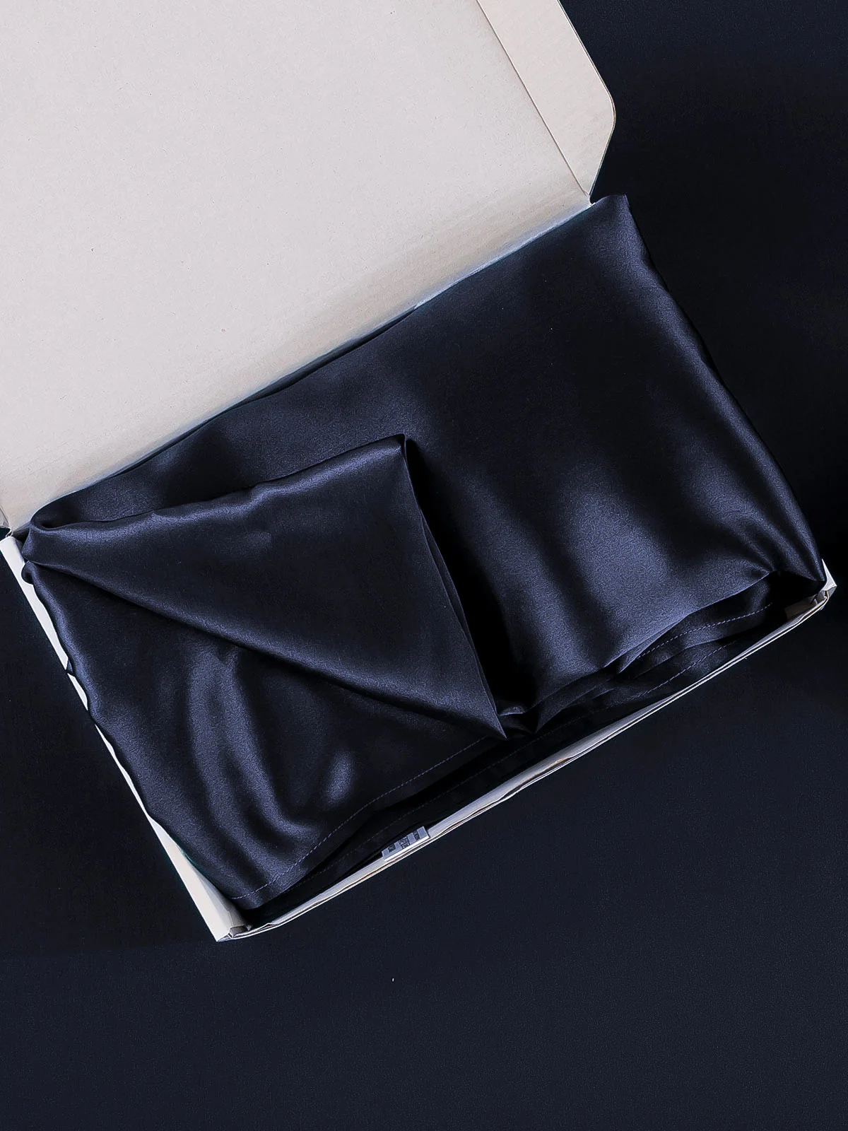 2Pcs 22Momme 100% Silk Pillowcases Bundle - Hidden Zipper - Image 15