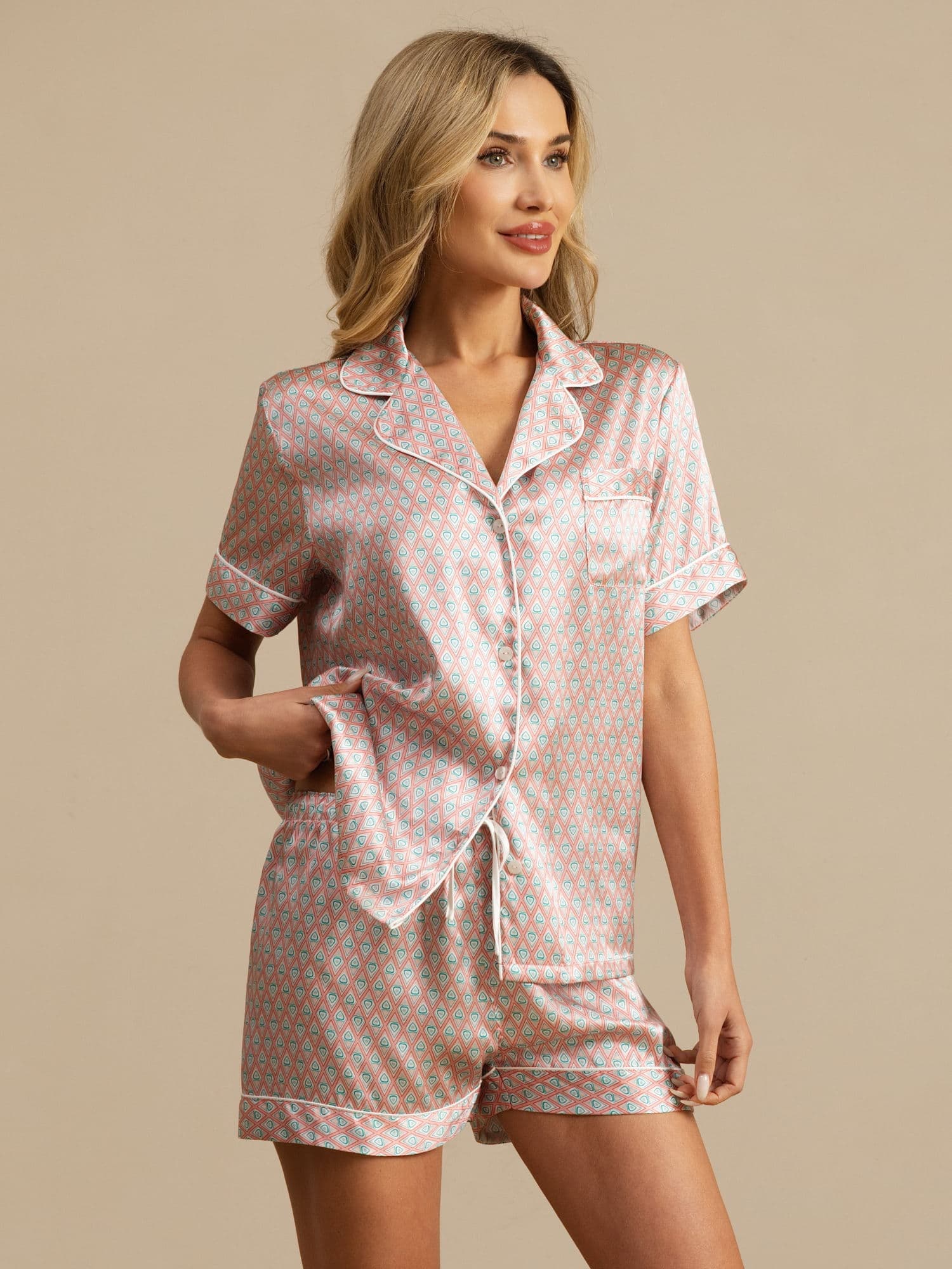 Pure Silk Geometric Print Short Sleeve Notch Collar Women's Pyjamas Set With Shorts - Image 6