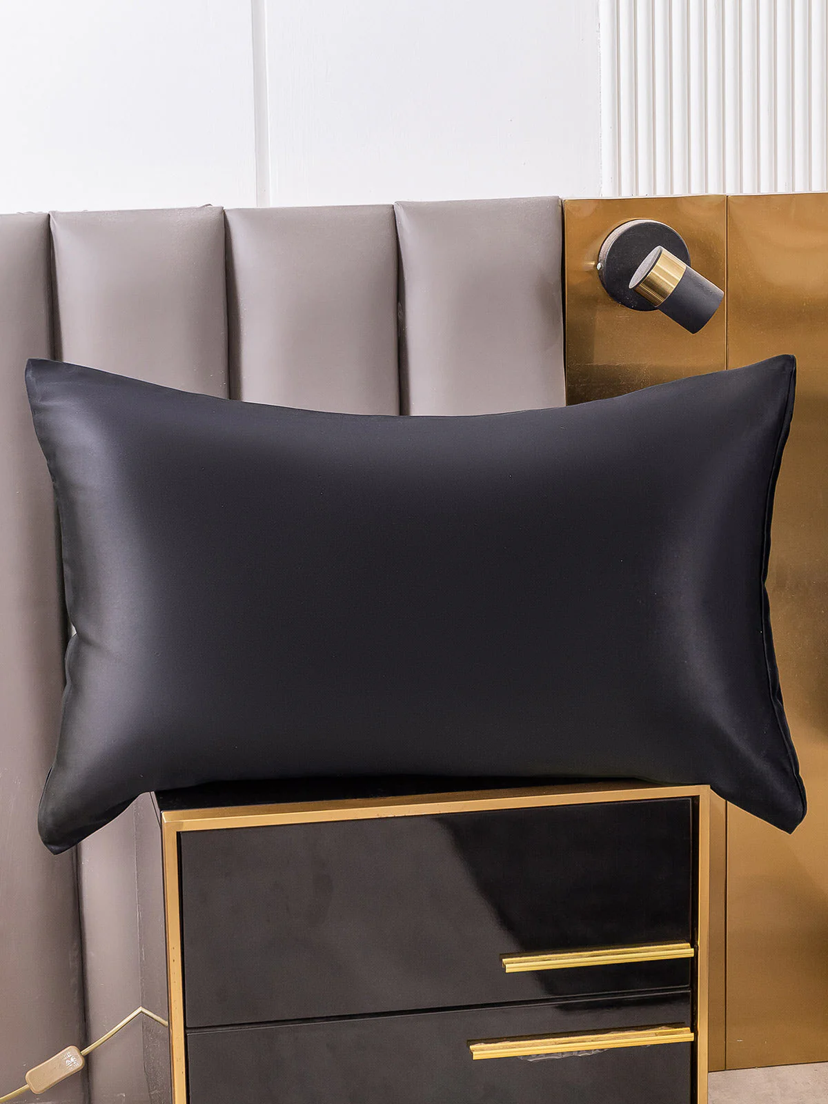 19Momme 100% Mulberry Silk Pillowcase - Envelope Closure - Image 23
