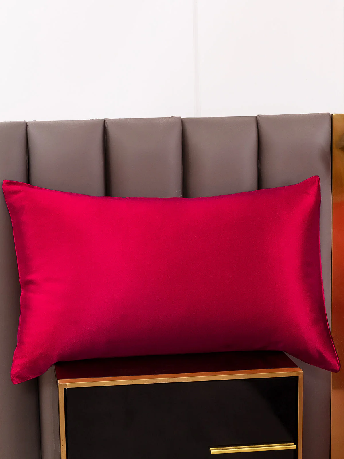 19Momme 100% Mulberry Silk Pillowcase - Envelope Closure - Image 44