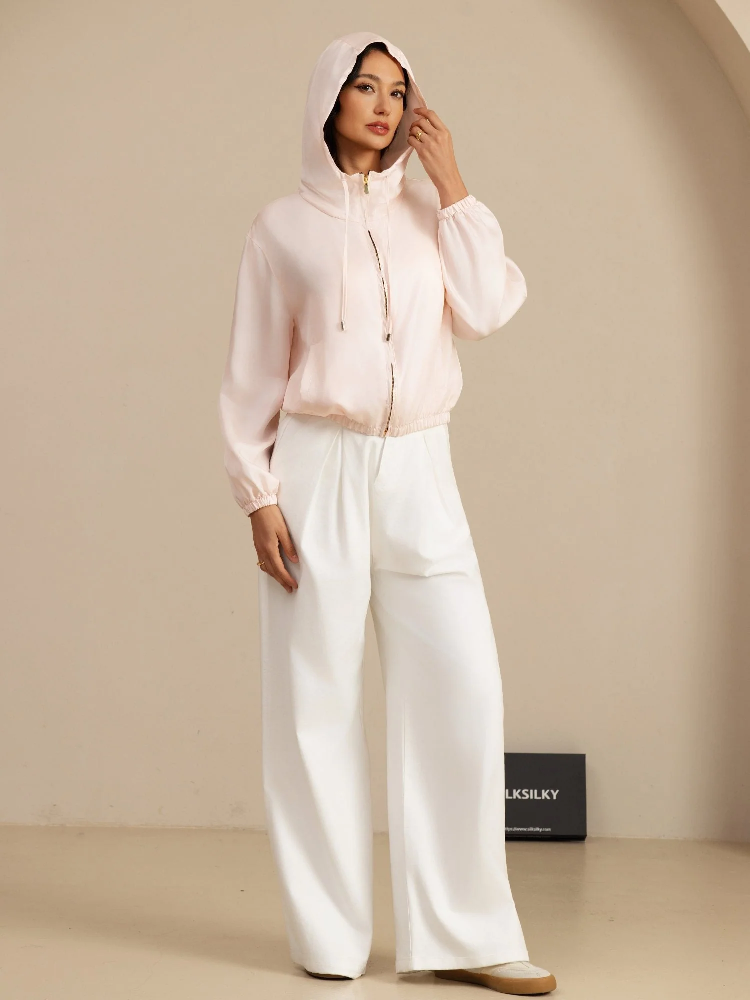 Pure Silk Women's Short Hooded Jacket With Pockets - Image 7